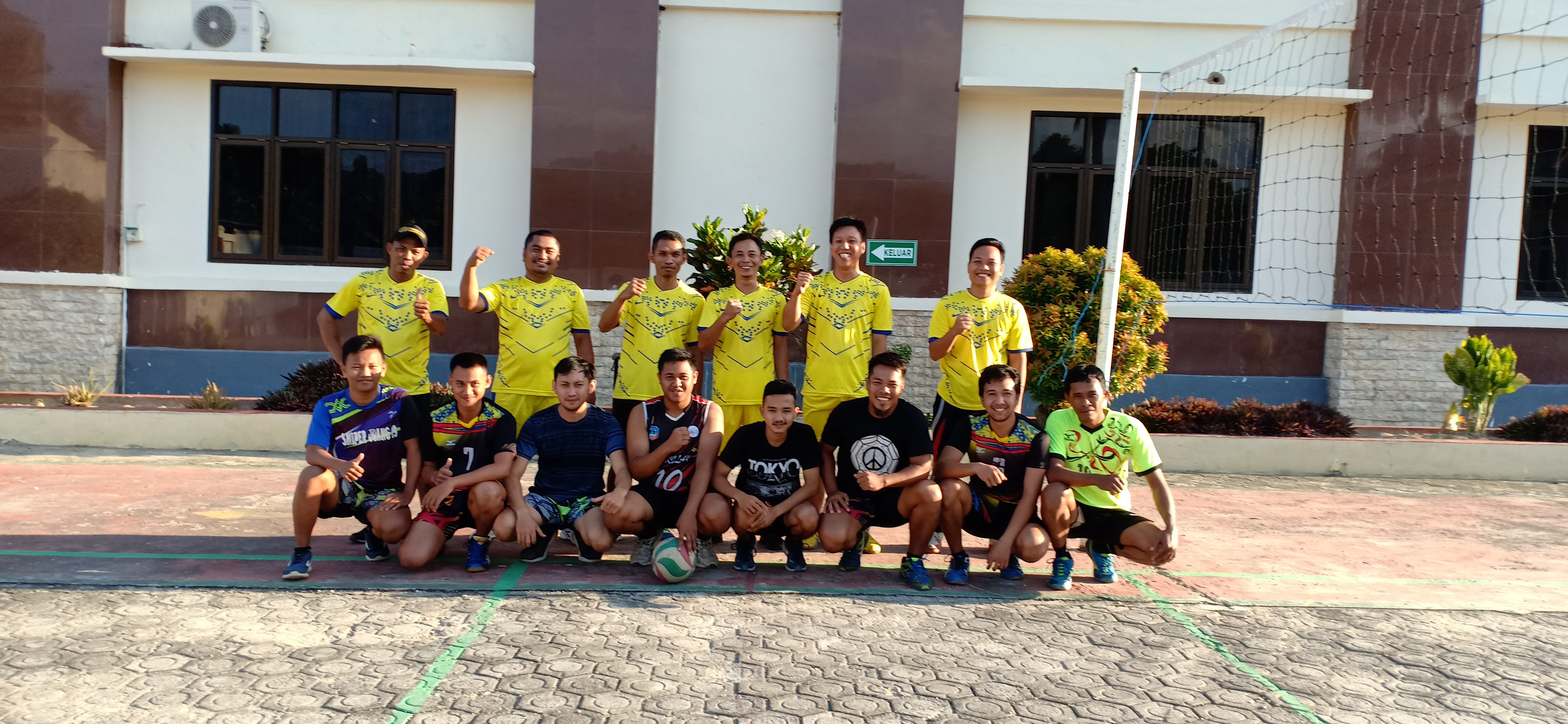 Target Juara di PTA, Tim Bolley Ball Putra PA Kolaka Adakan Uji Tanding